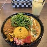 カオススパイスダイナー 新京極店的实拍图