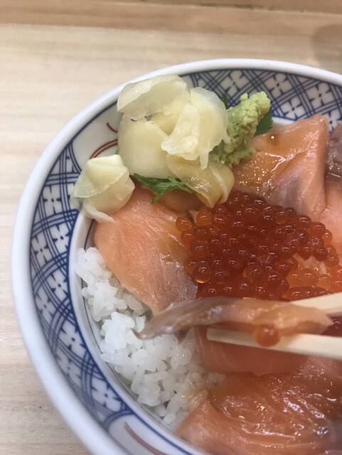 磯丸水産 池袋西口2号店的实拍高清图