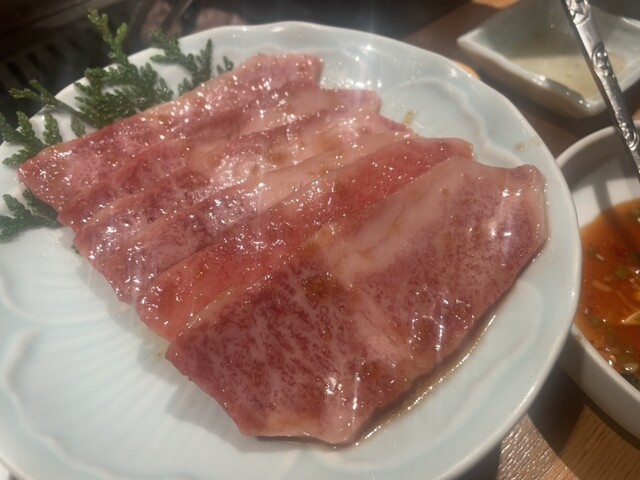 焼肉 グルマンズいとう的实拍高清图