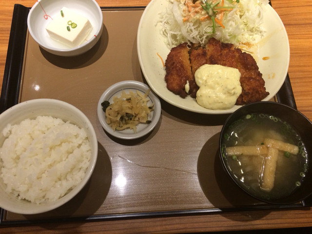 やよい軒 九条店的實拍高清圖