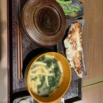 炭火焼干物定食 しんぱち食堂 天神パルコ店的實拍圖