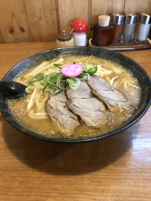 ラーメンさんぱち 滝川店的实拍高清图