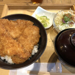 新潟カツ丼 タレカツ 神保町すずらん通り店的实拍图