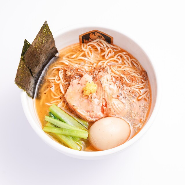 真鯛らーめん 麺魚 秋葉原UDX秋葉原拉麺劇場店的实拍高清图