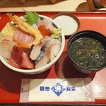 築地食堂　源ちゃん 人形町店的實拍圖