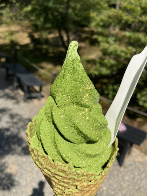 豆政　 金閣寺境内売店的實拍高清圖