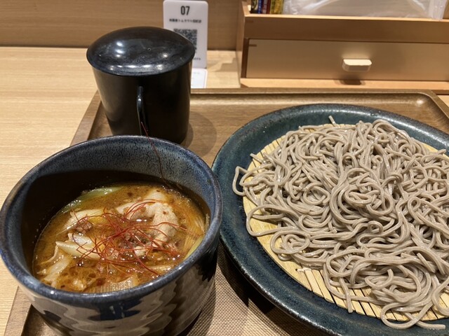 肉蕎麦 トムラウシ 田町店的实拍高清图