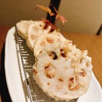 豚○商店 AISHI 新宿店的实拍图