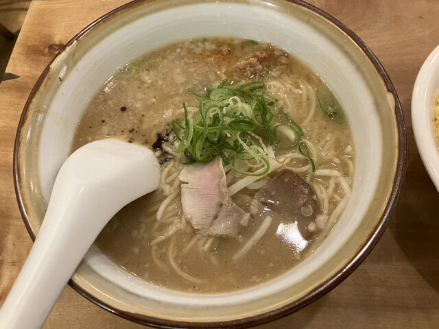 らーめん 熊五郎 アポロ店的實拍高清圖