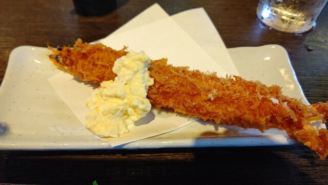 魚と旬菜と日本酒　炙りのどまん中的实拍高清图