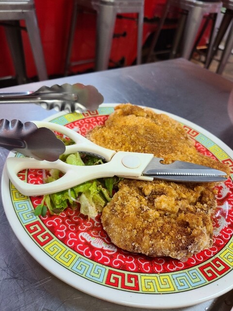 台風大飯店的實拍高清圖