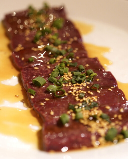 黒毛和牛焼肉 白か黒的實拍高清圖