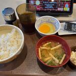 すき家 潮見店的實拍圖