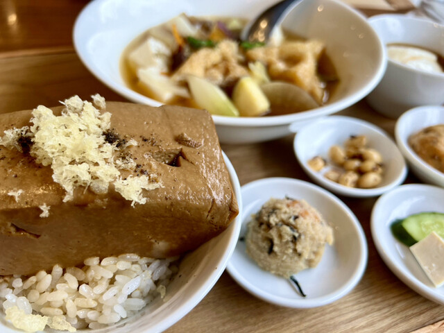 豆富食堂的實拍高清圖