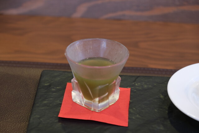 recommendations image for ウエムラ・ビヨンド