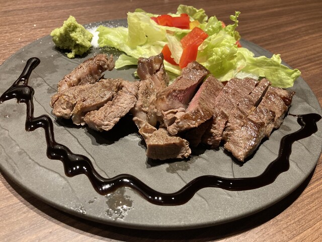 和牛×チーズ個室バル 肉の王様 天神大名店的实拍高清图
