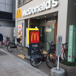 マクドナルド 靭本町店的實拍圖
