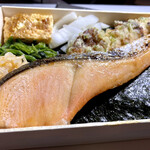 recommendations for 刷毛じょうゆ 海苔弁 山登り 新橋駅店