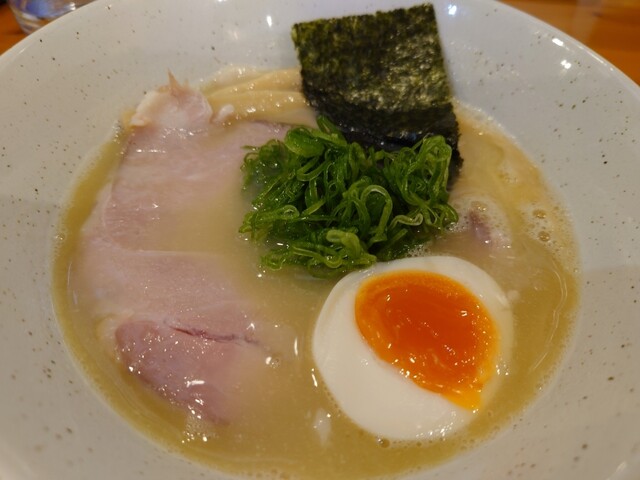 四代目麺処 ゆうじ的实拍高清图