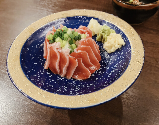 焼鳥 シシマル 行啓通店的实拍高清图
