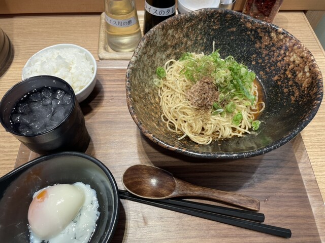 汁なし担担麺専門 キング軒 銀座出張所的实拍高清图