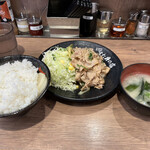 recommendations for 伝説のすた丼屋  松中橋店