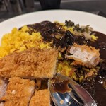 recommendations for 旨さと辛さがここちよい黒カレー 萬栄カレー