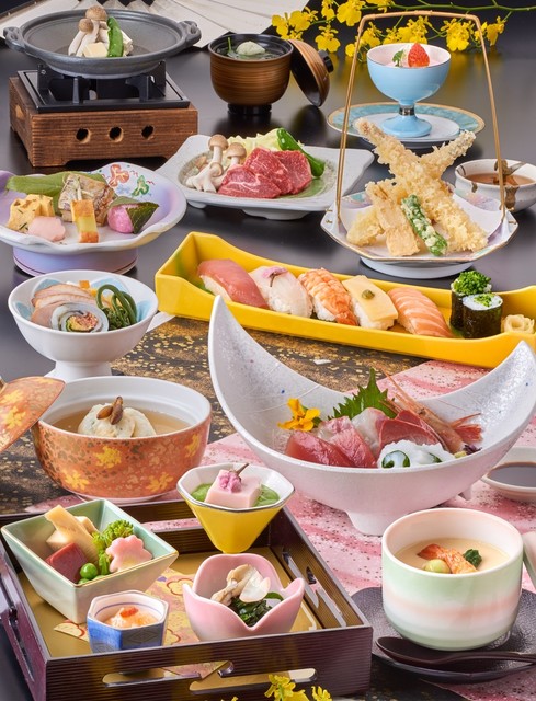 割烹 音羽鮨 千里山店的實拍高清圖