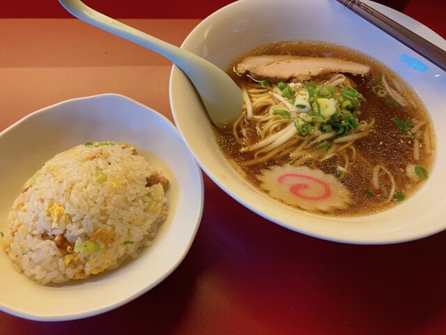 中華料理 東的实拍高清图