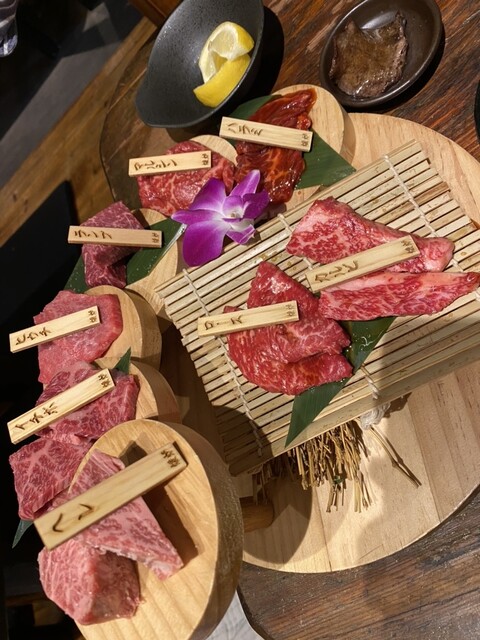 炭火焼肉煖炉的实拍高清图