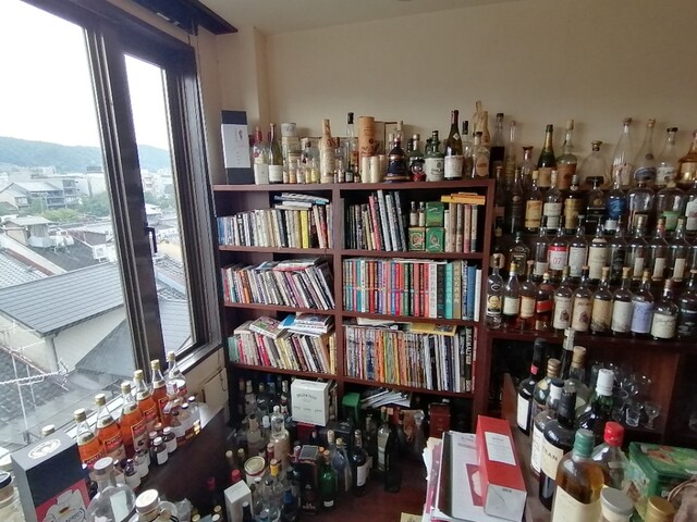 ラム＆ウイスキー的实拍高清图