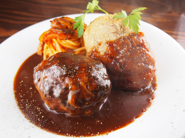 洋食コノヨシ 南区石山店的实拍高清图