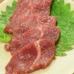 酒馬 うめざわ厩舎的實拍圖