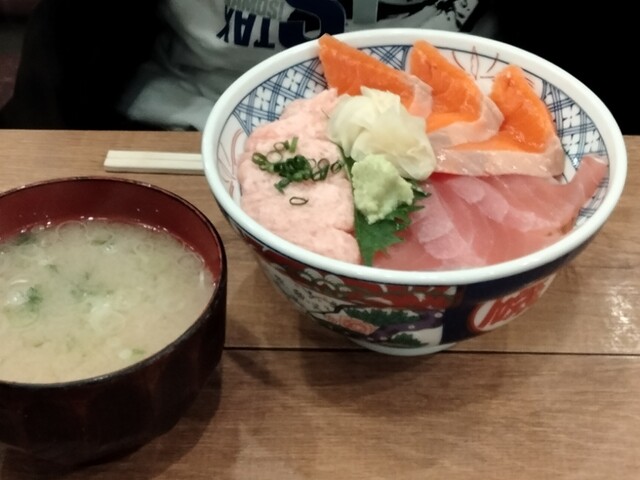 磯丸水産 錦糸町北口店的實拍高清圖