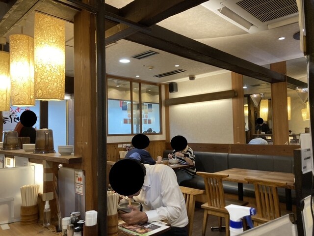らーめん あらうま堂 梅田一番街店的實拍高清圖