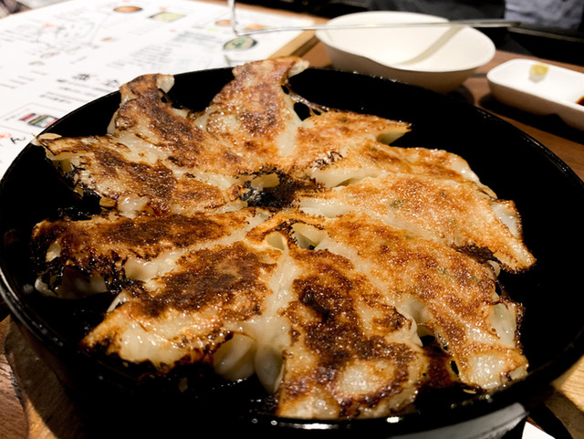 博多餃子舎 鉄なべ 西池袋店的實拍高清圖
