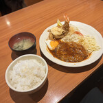 洋食屋マック的實拍圖