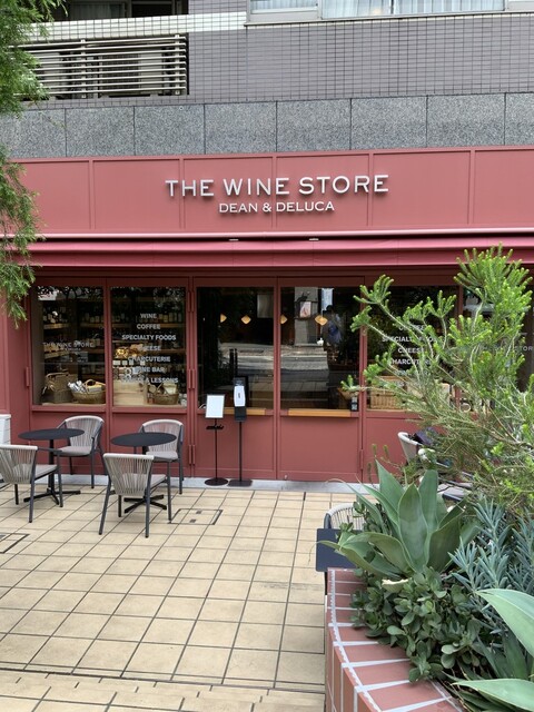 recommendations image for THE WINE STORE DEAN & DELUCA
