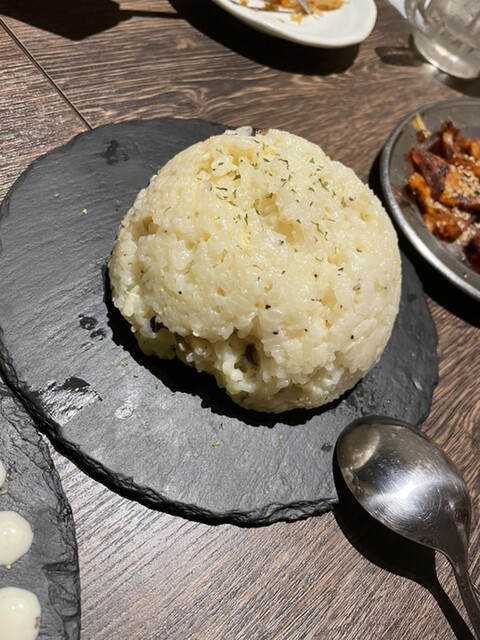 和牛×チーズ個室バル 肉の王様 天神大名店的实拍高清图
