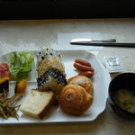 東横INN  福生駅前東口的实拍图