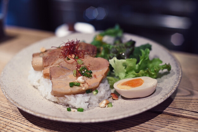 Nui. HOSTEL & BAR LOUNGE的實拍高清圖