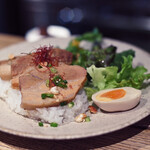 Nui. HOSTEL & BAR LOUNGE的實拍圖