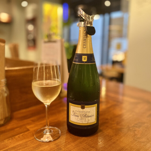 recommendations image for スタンドシャン食 TOKYO恵比寿 Champagne & GYOZA BAR