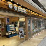 BOOK COMPASS Cafe エキュート東京店的实拍图