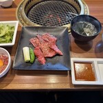 黒毛和牛 腰塚 精肉店 自由が丘店的实拍图