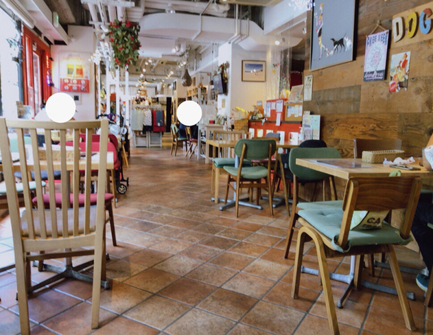 ドッグデプトカフェ お台場東京ビーチ店的实拍图