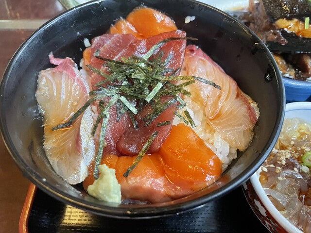 一魚一栄的實拍高清圖