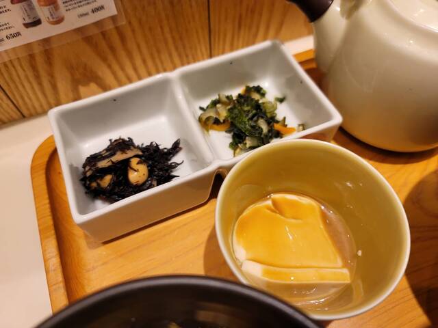 だし茶漬け+肉うどん えん ルクア大阪店的实拍高清图