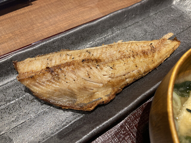 炭火焼干物定食 しんぱち食堂 天神パルコ店的實拍高清圖