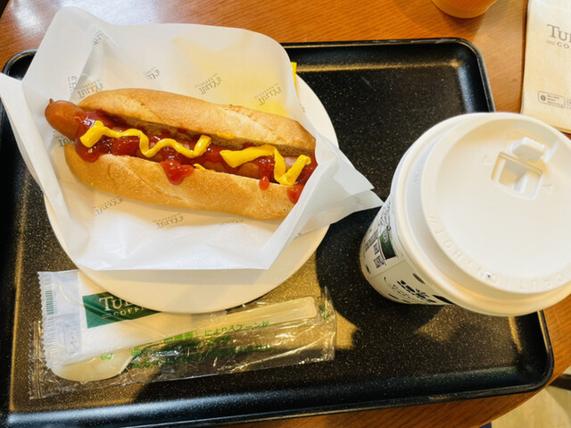 タリーズ コーヒー 青山一丁目店的实拍高清图